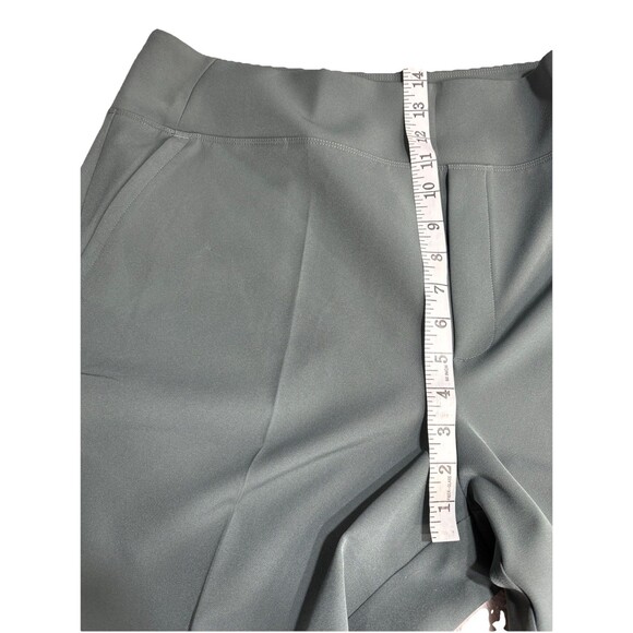 Athleta Endless High Rise Pant Womens Sz 18 Moss Green Stretch Zip Pocket Travel - Picture 8 of 11